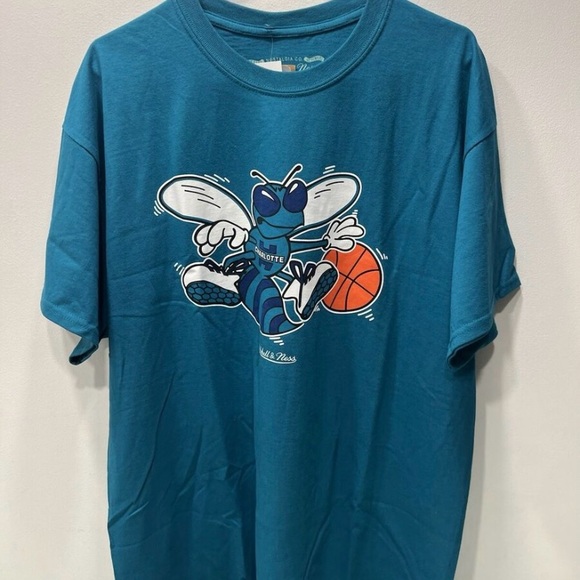 Mitchell & Ness Vintage Teal Charlotte Hornets T-Shirt - Picture 1 of 5